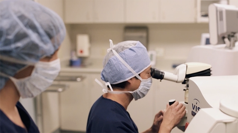 dr-lee-at-work Huntsville laser eye center